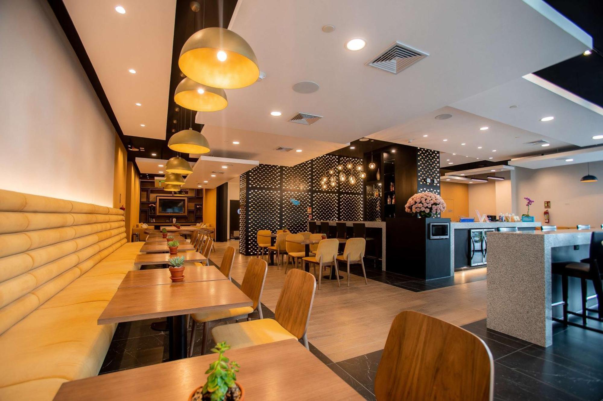 Hampton By Hilton Quito La Carolina Park Hotel Luaran gambar